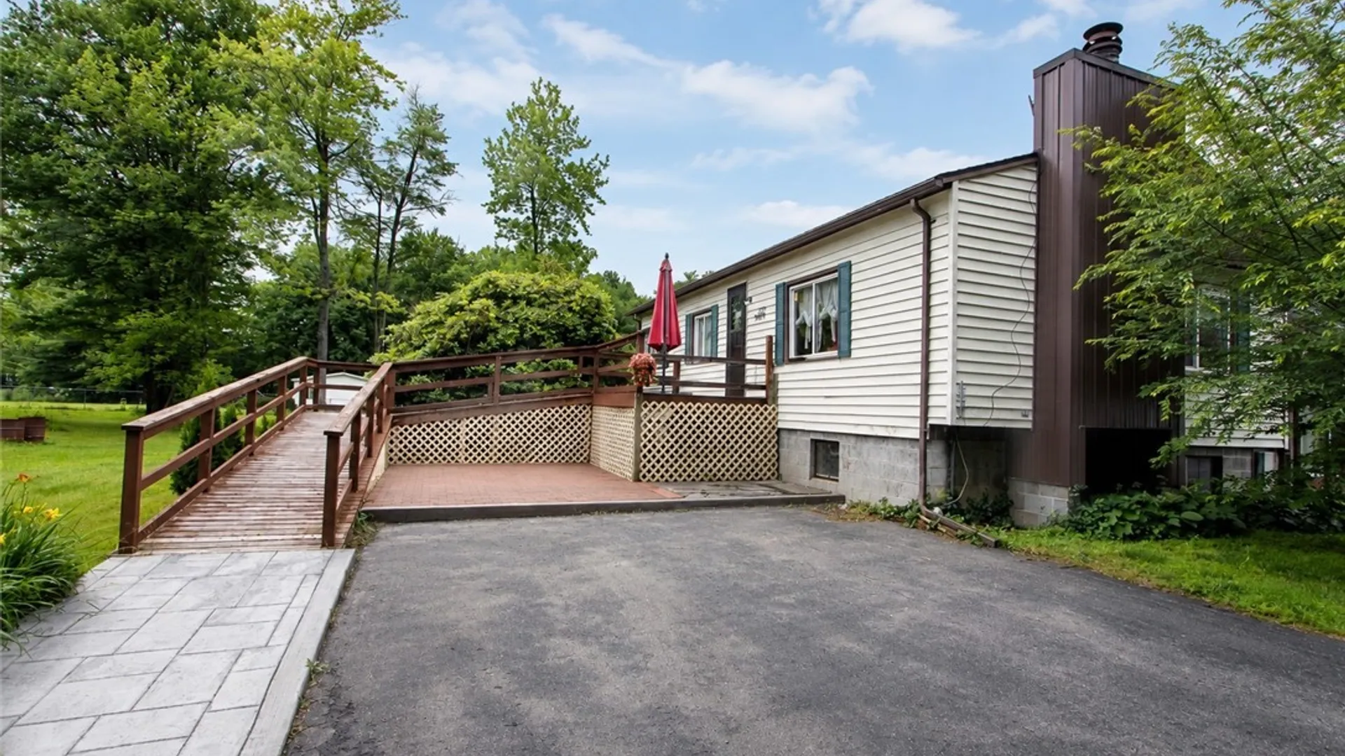Property at 2537 Edwards Road, Waterloo, NY 13165 4