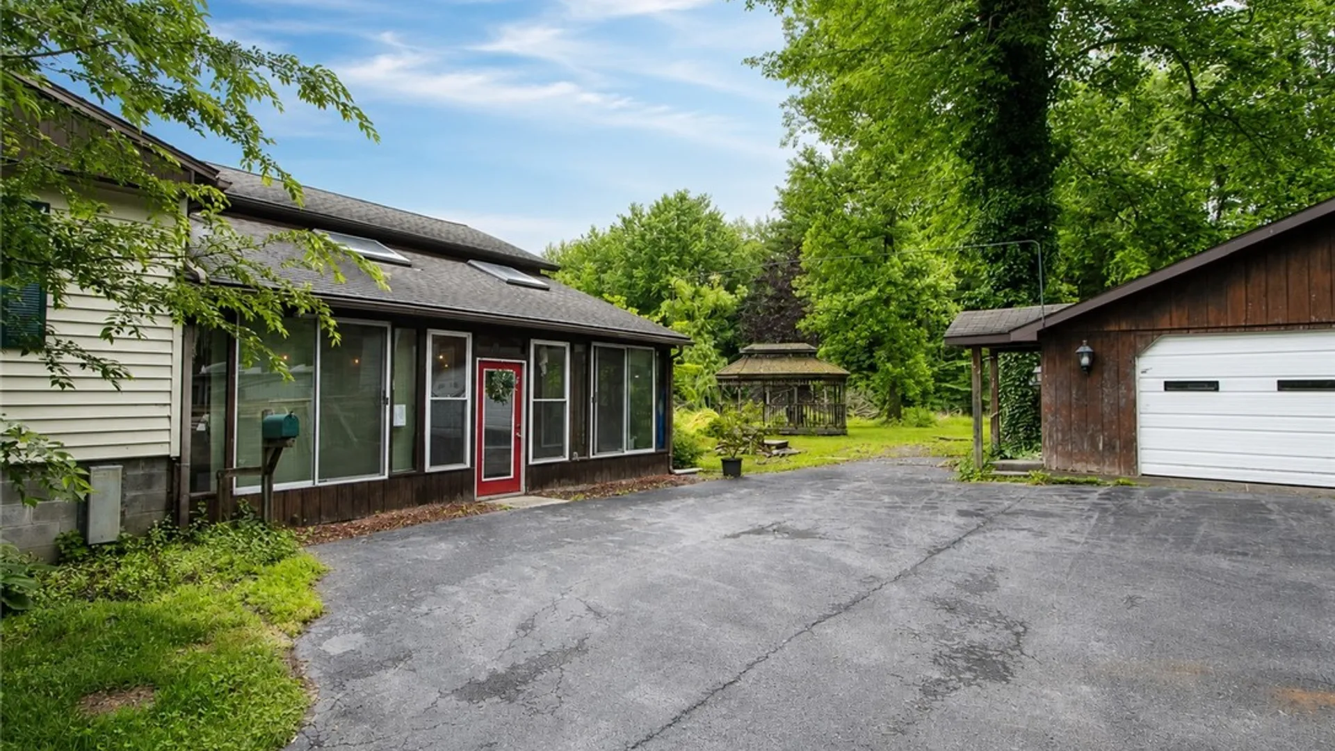 Property at 2537 Edwards Road, Waterloo, NY 13165 5