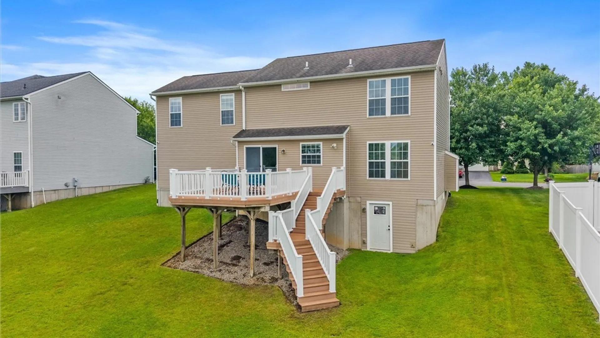 Property at 5549 Bingley Lane, Clay, NY 13041 44