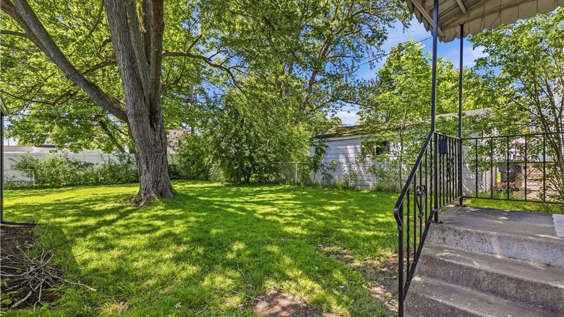 Property at 298 Lowell Road, Tonawanda, NY 14217 25