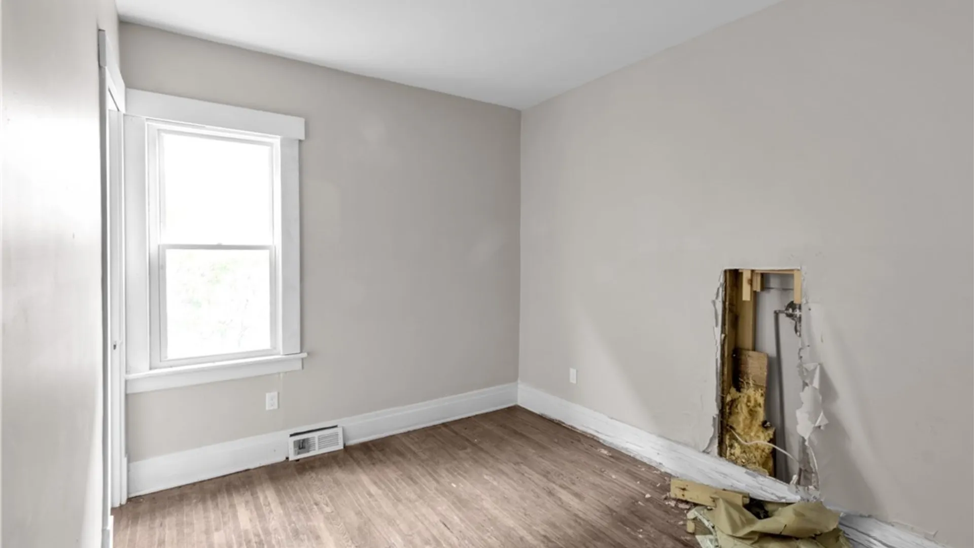 Property at 70 Brunswick Boulevard, Buffalo, NY 14208 17