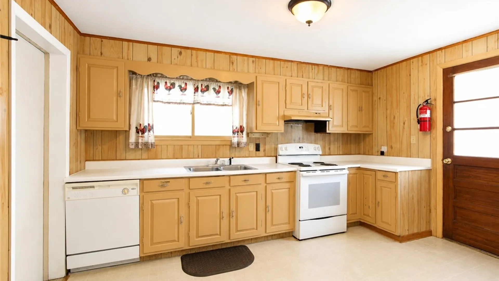 Property at 21 Worthington Avenue, Geneva City, NY 14456 16