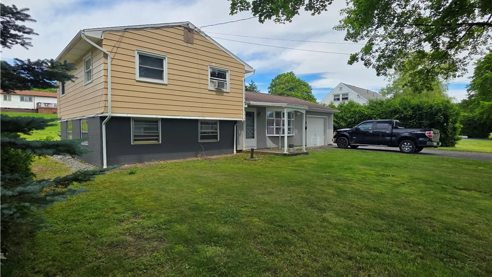 Property at 1305 Fairwood Drive, Utica, NY 13502 2