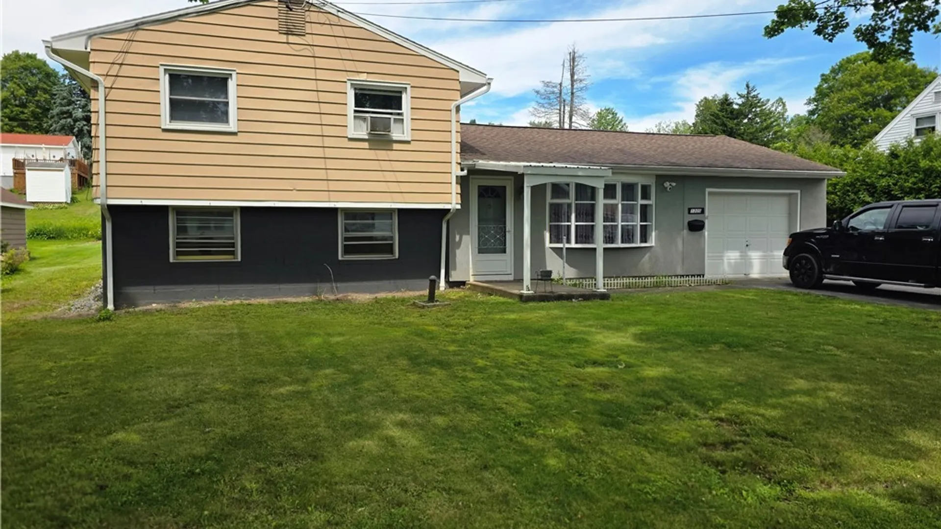 Property at 1305 Fairwood Drive, Utica, NY 13502 40