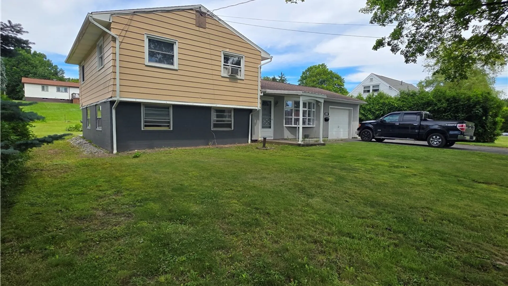 Property at 1305 Fairwood Drive, Utica, NY 13502 41