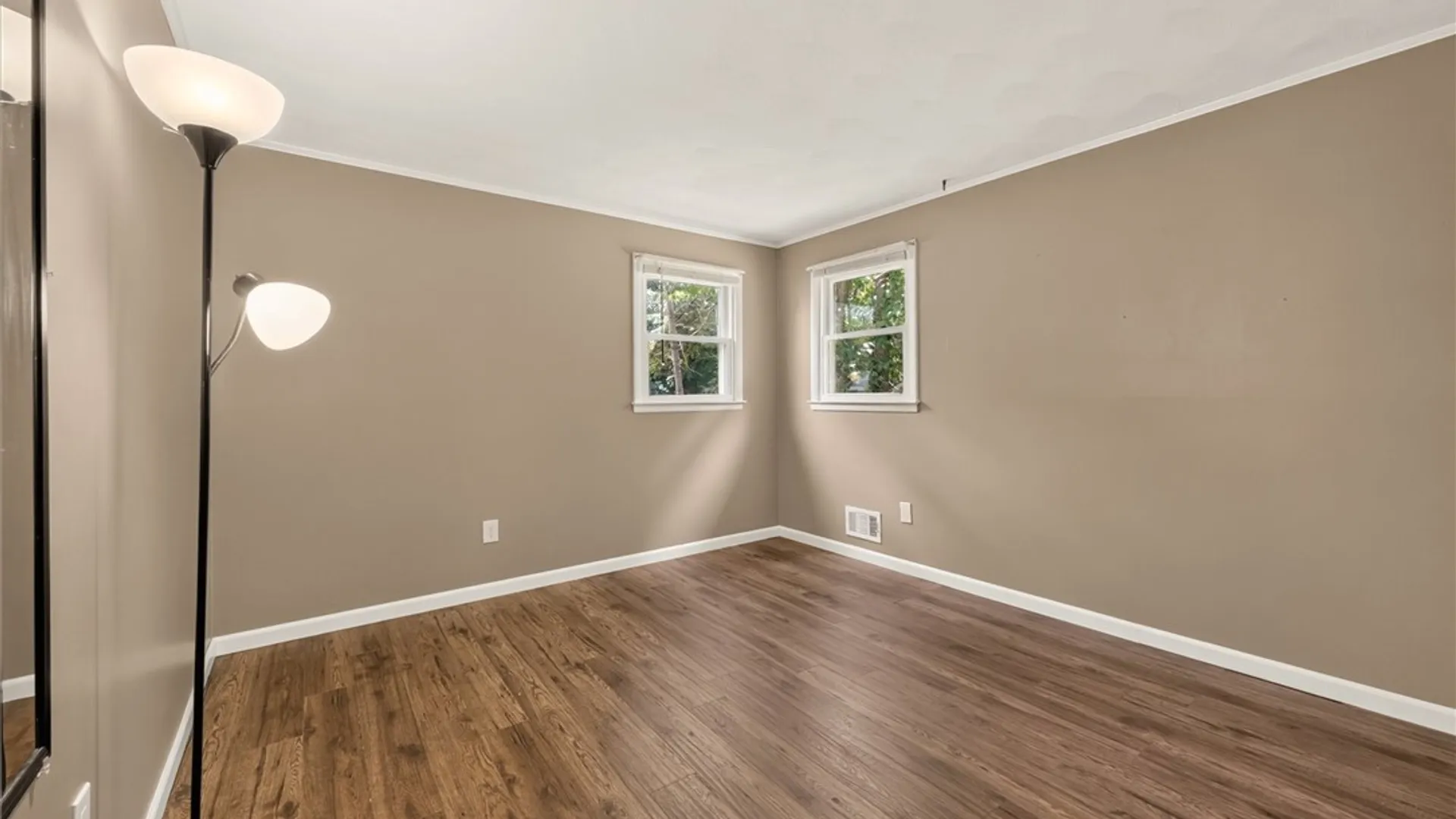 Property at 14 Terry Lane, Ogden, NY 14624 17