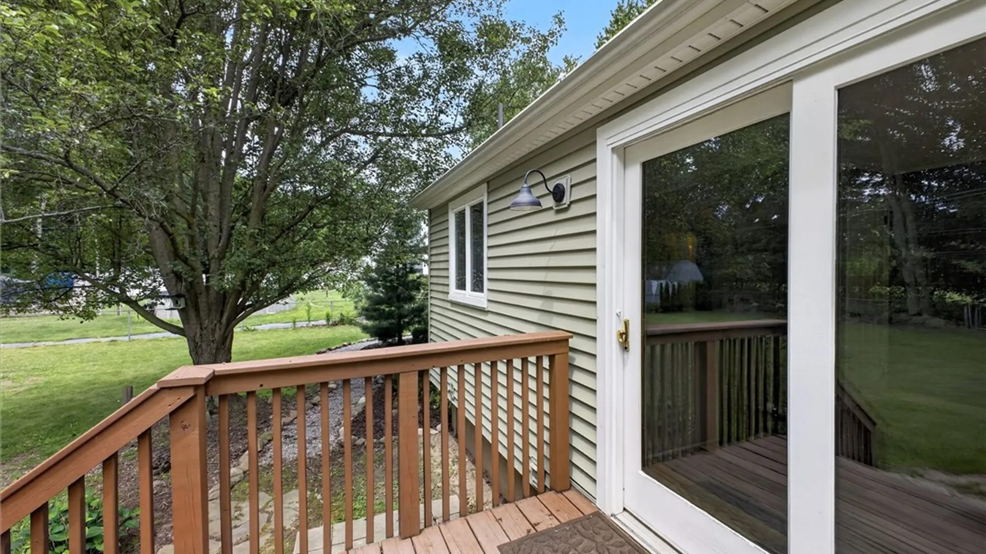 Property at 14 Terry Lane, Ogden, NY 14624 39