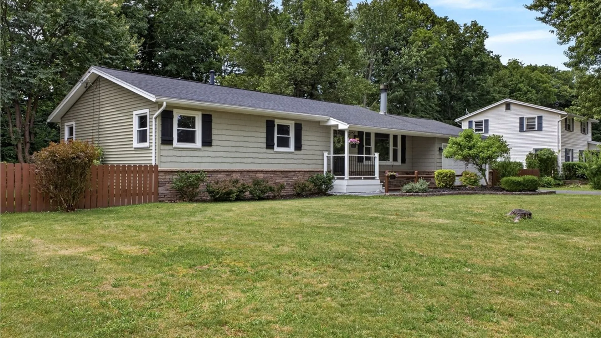 Property at 14 Terry Lane, Ogden, NY 14624 5