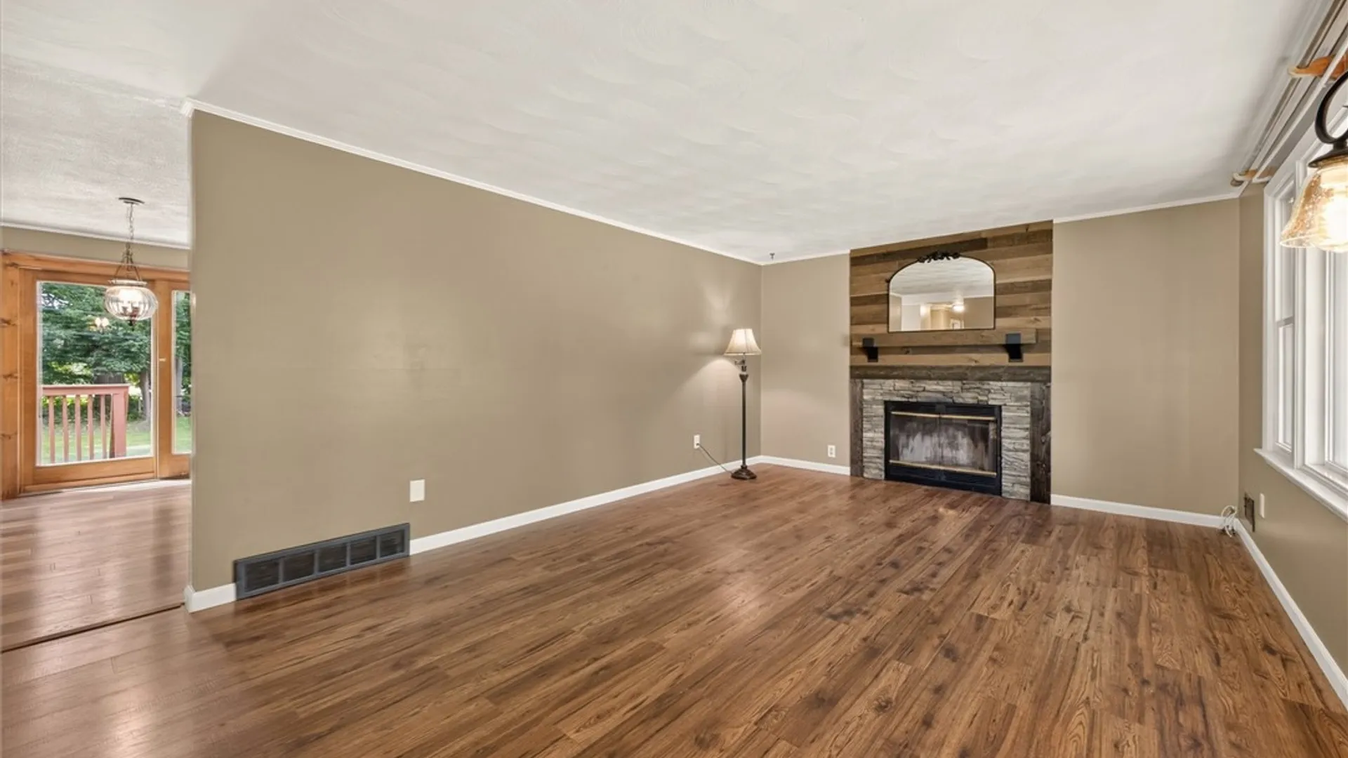 Property at 14 Terry Lane, Ogden, NY 14624 8