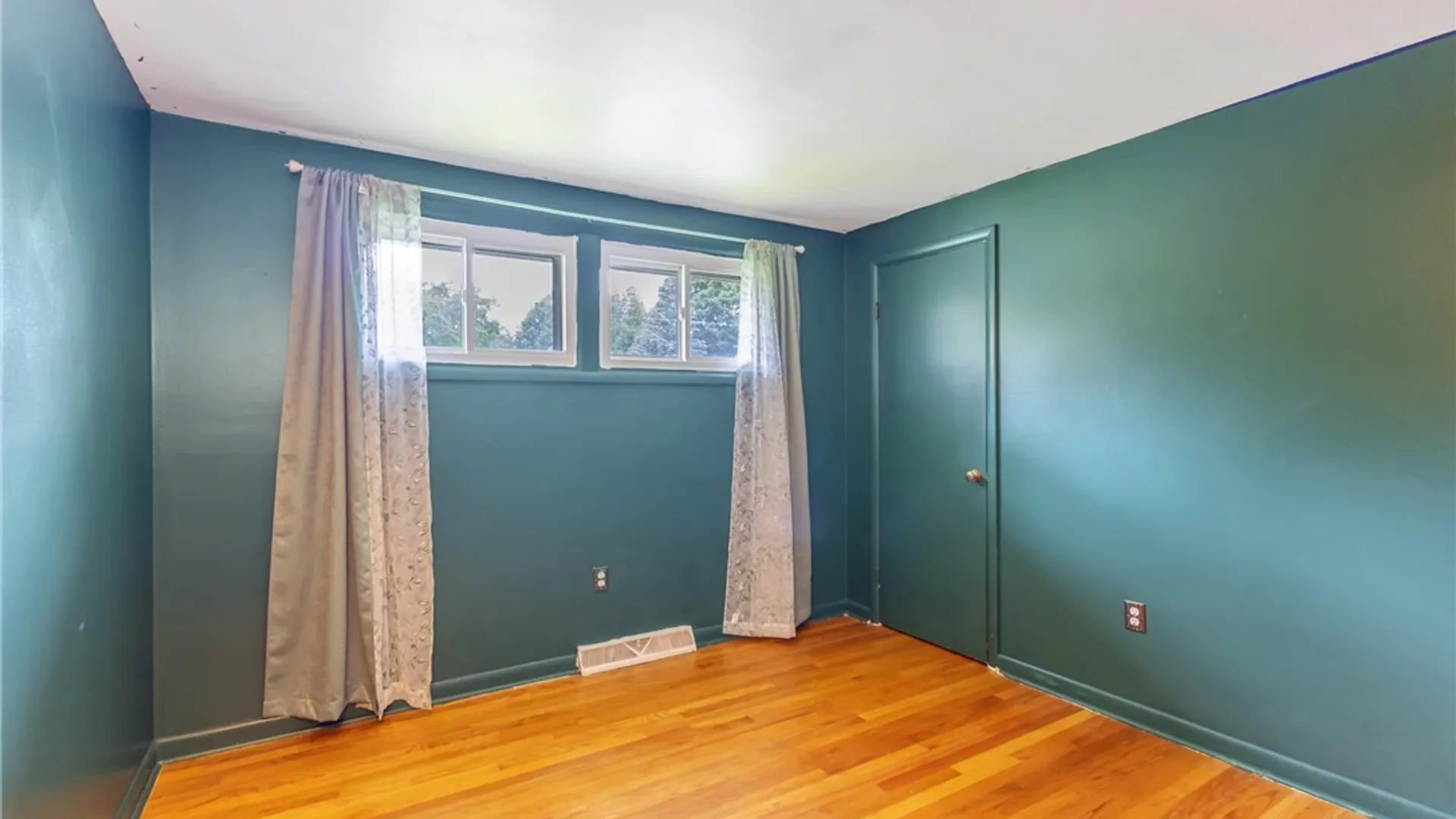 Property at 126 Cashin Drive, Manlius, NY 13066 12
