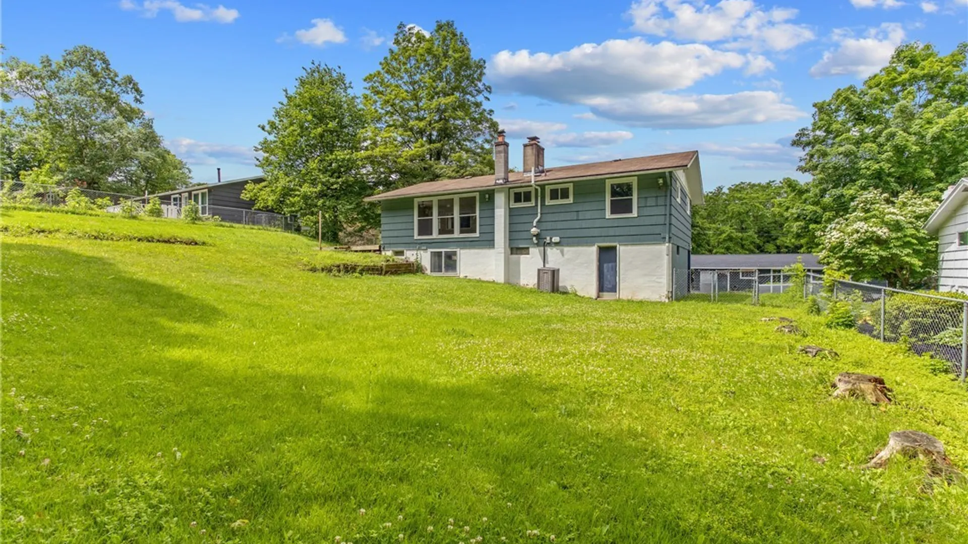 Property at 126 Cashin Drive, Manlius, NY 13066 28