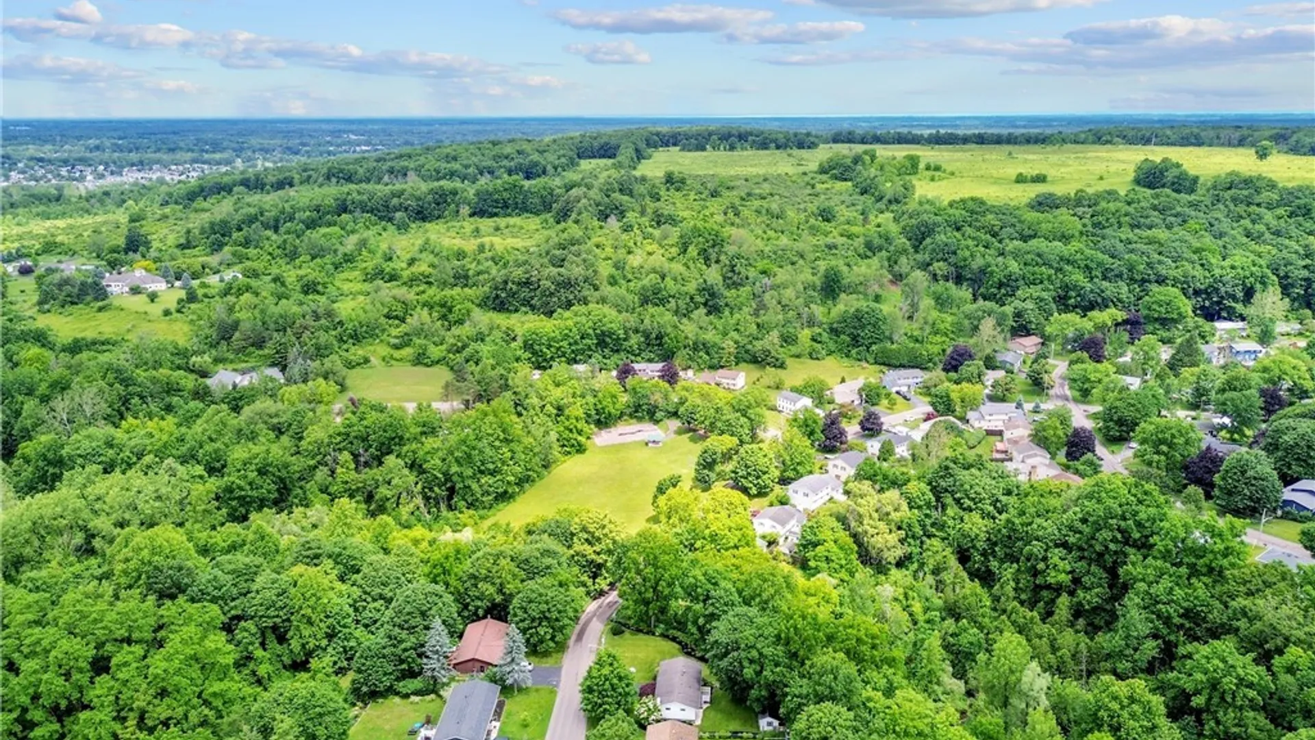 Property at 126 Cashin Drive, Manlius, NY 13066 32