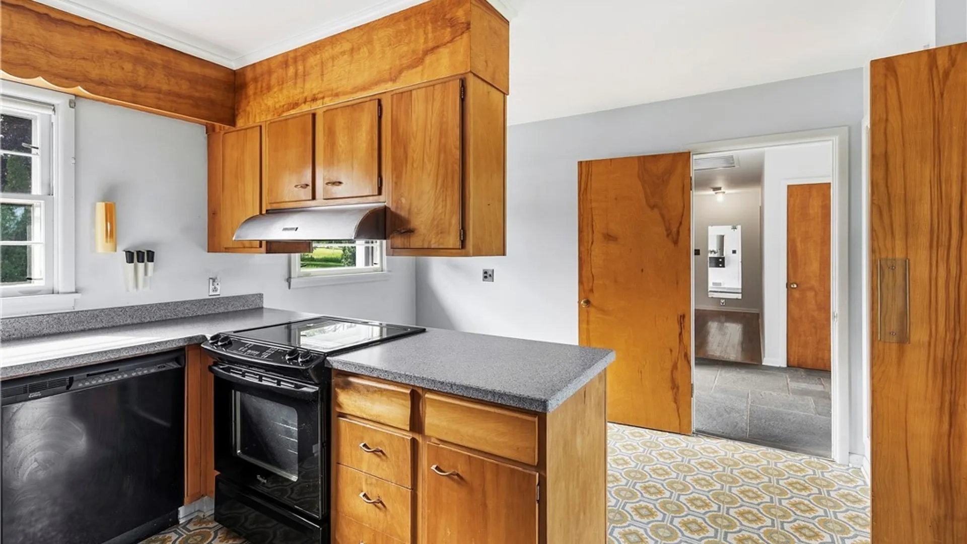 Property at 3326 Kane Avenue, Skaneateles, NY 13152 20