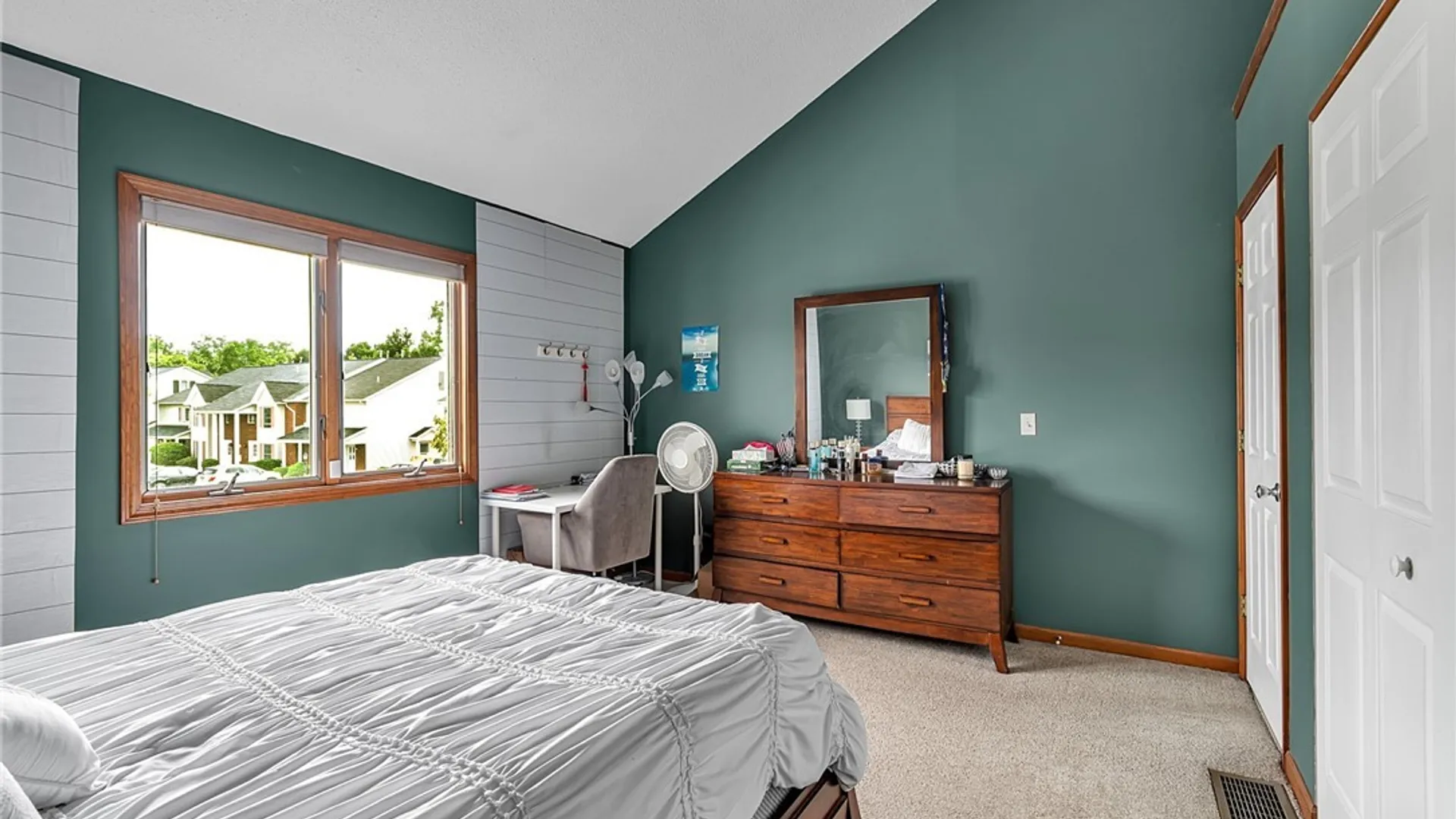 Property at 3 Keph Drive, Amherst, NY 14228 16