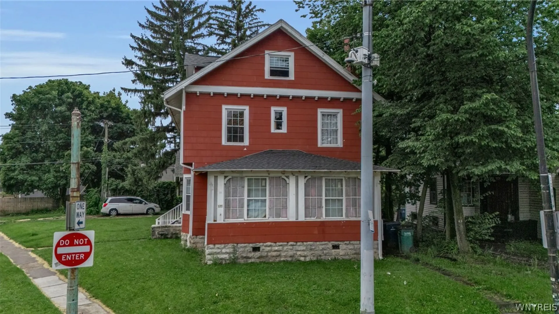 Property at 125 Winspear Avenue, Buffalo, NY 14214 5