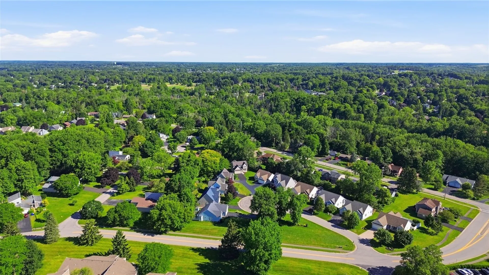 Property at 14 Sablewood, Perinton, NY 14450 46