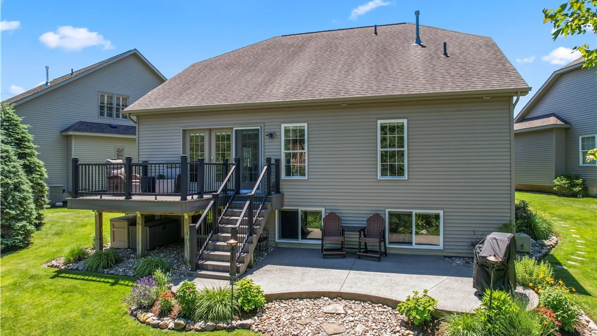 Property at 30 Logan Lane, Lancaster, NY 14086 42
