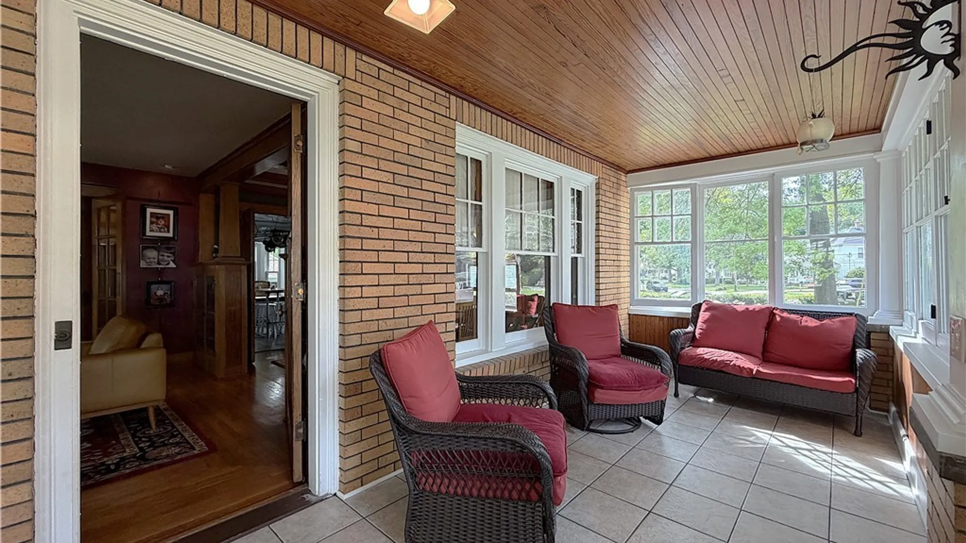Property at 26 Pleasant Avenue, Hamburg, NY 14075 4