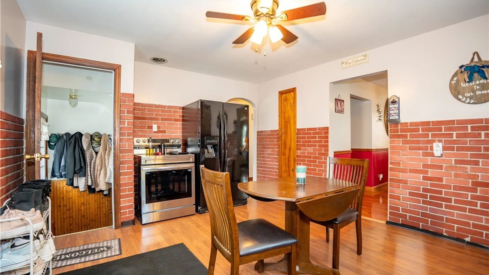 Property at 522 E Thompson Street, North Tonawanda, NY 14120 9