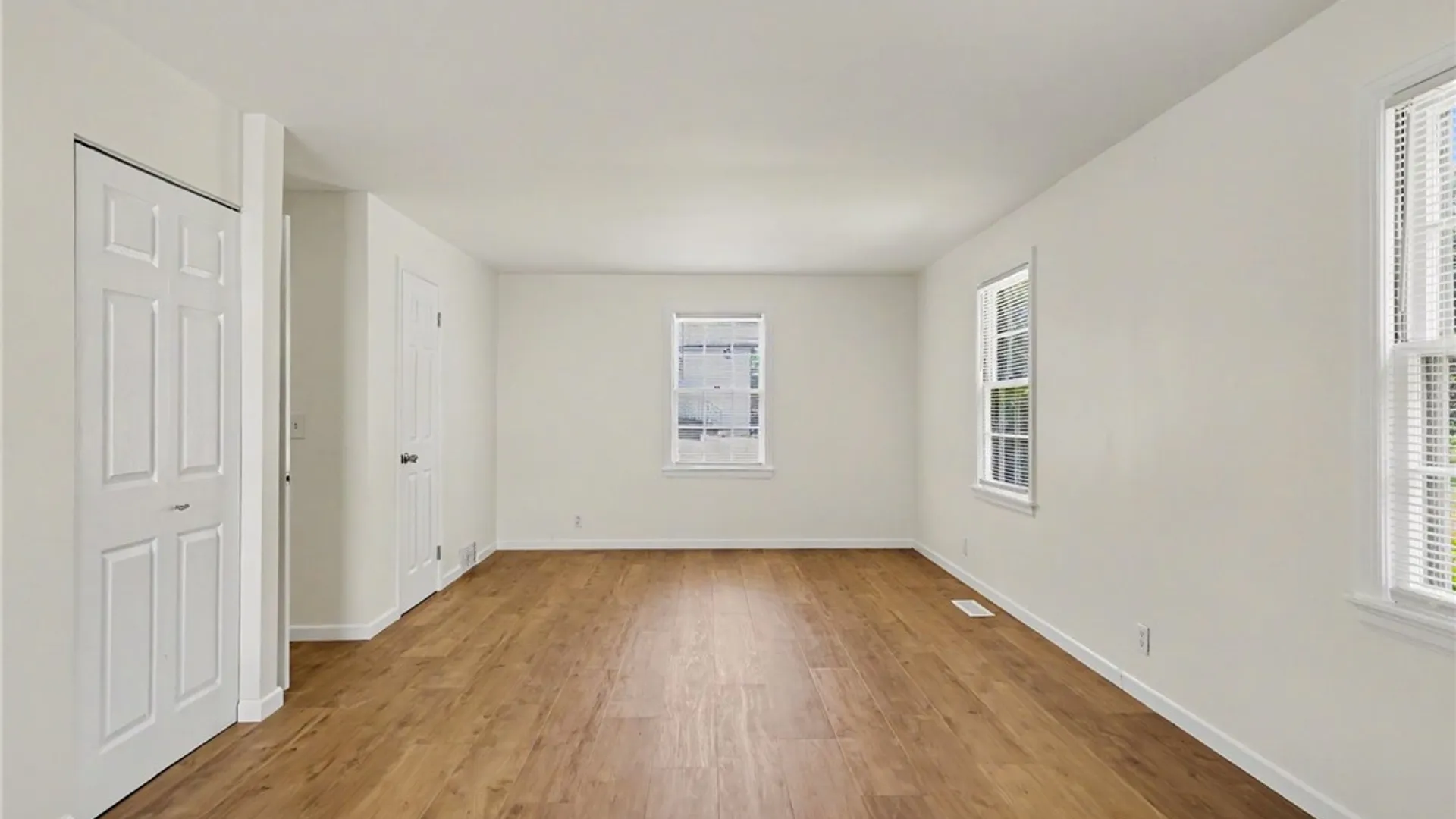 Property at 67 Dunrovin Lane, Brighton, NY 14618 14