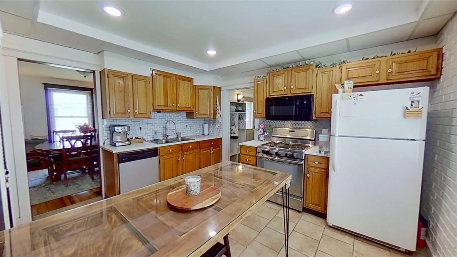 Property at 29 Argyle Street, Geneva City, NY 14456 17