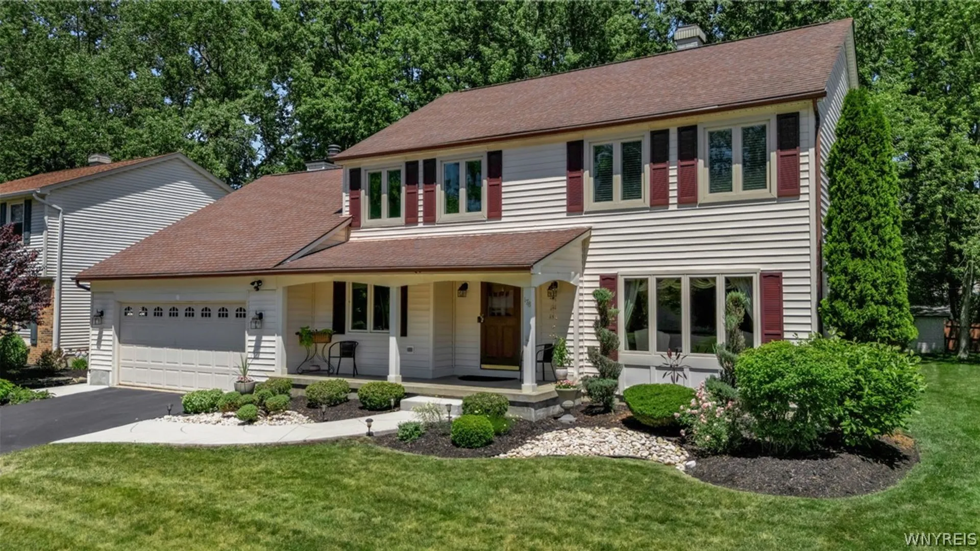 Property at 178 Daven Drive, Amherst, NY 14068 4