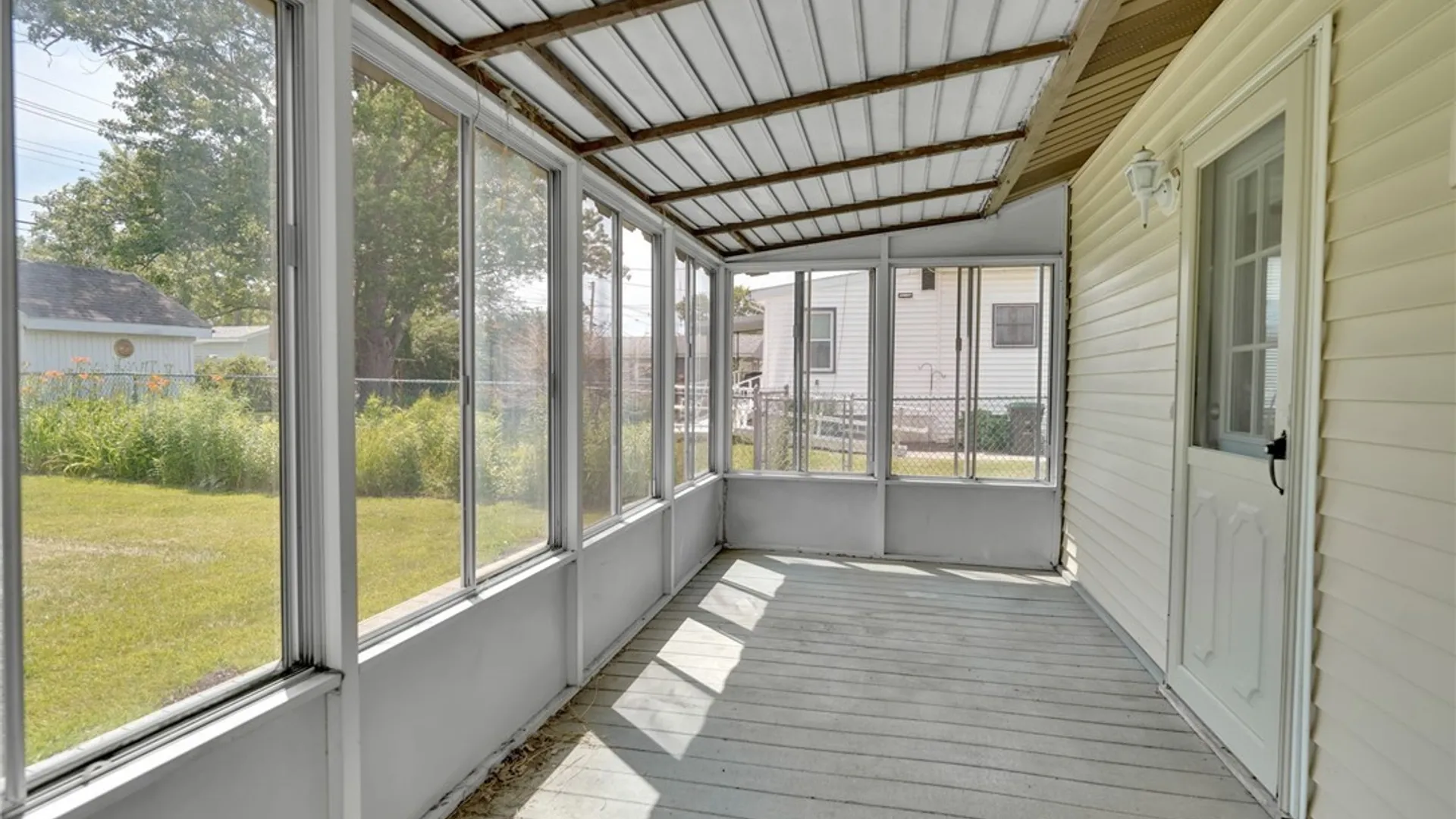 Property at 201 Dupont Avenue, Tonawanda, NY 14150 10