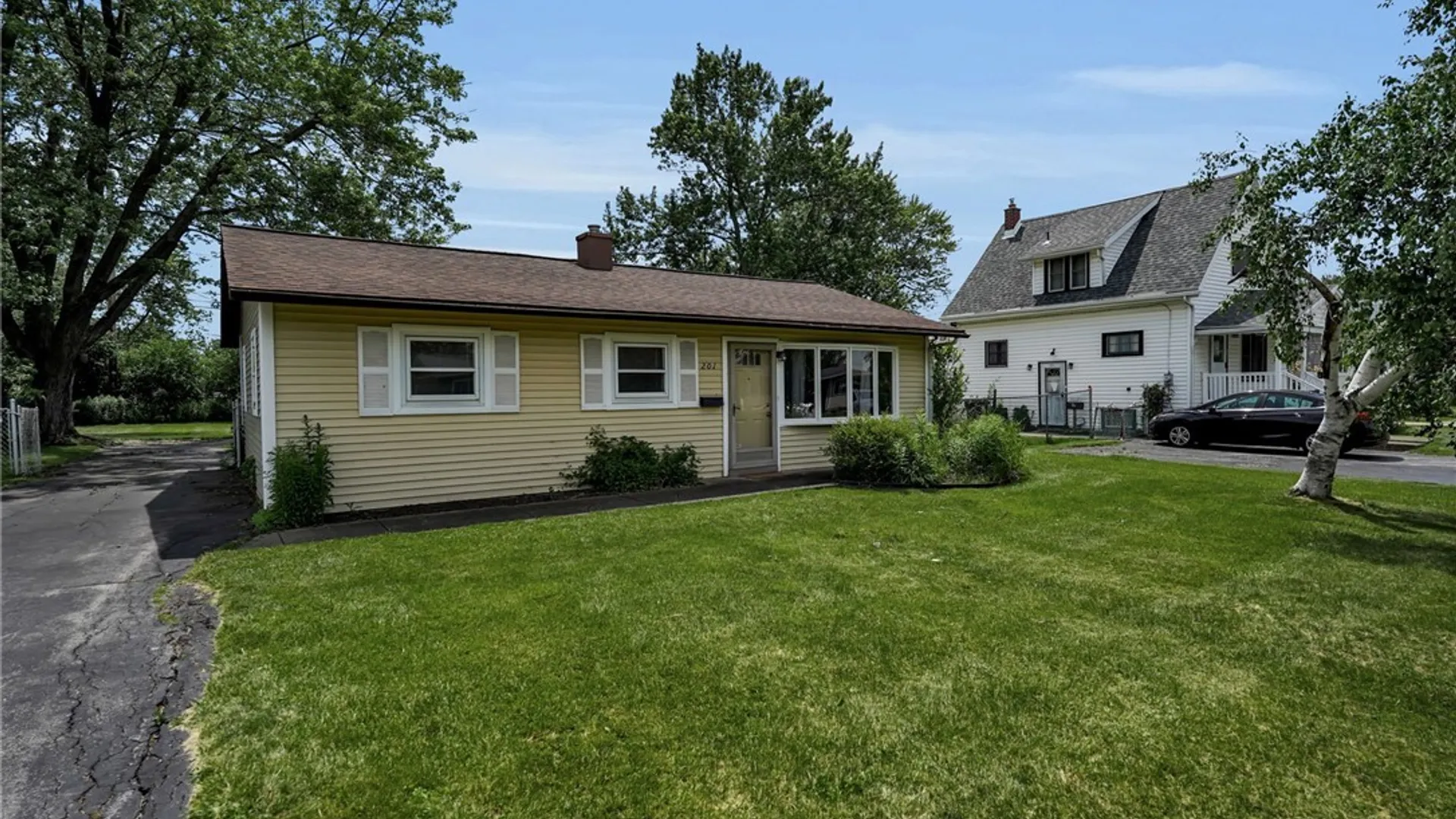 Property at 201 Dupont Avenue, Tonawanda, NY 14150 3