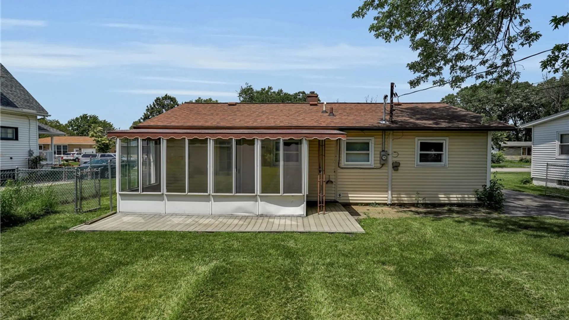 Property at 201 Dupont Avenue, Tonawanda, NY 14150 6