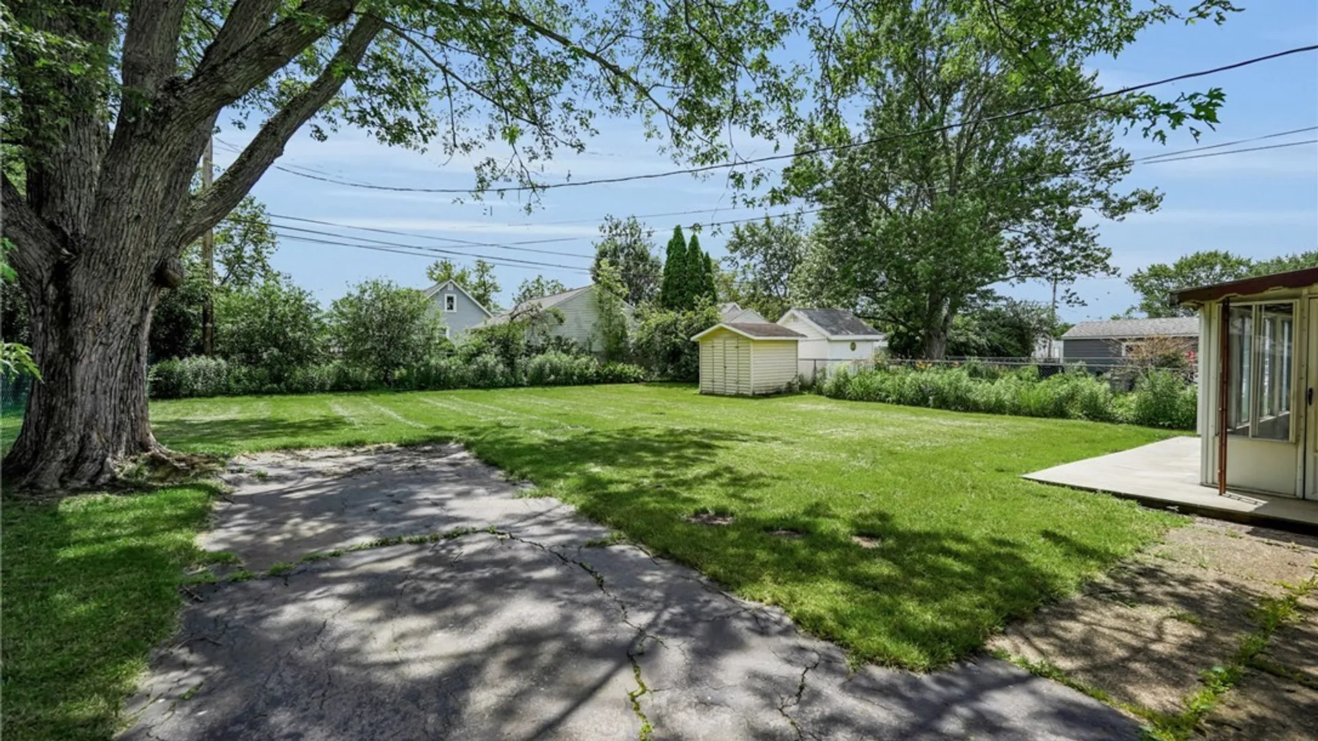 Property at 201 Dupont Avenue, Tonawanda, NY 14150 9