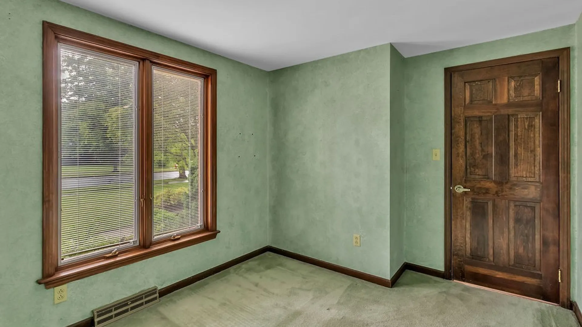 Property at 47 Woodstock Road, Grand Island, NY 14072 31