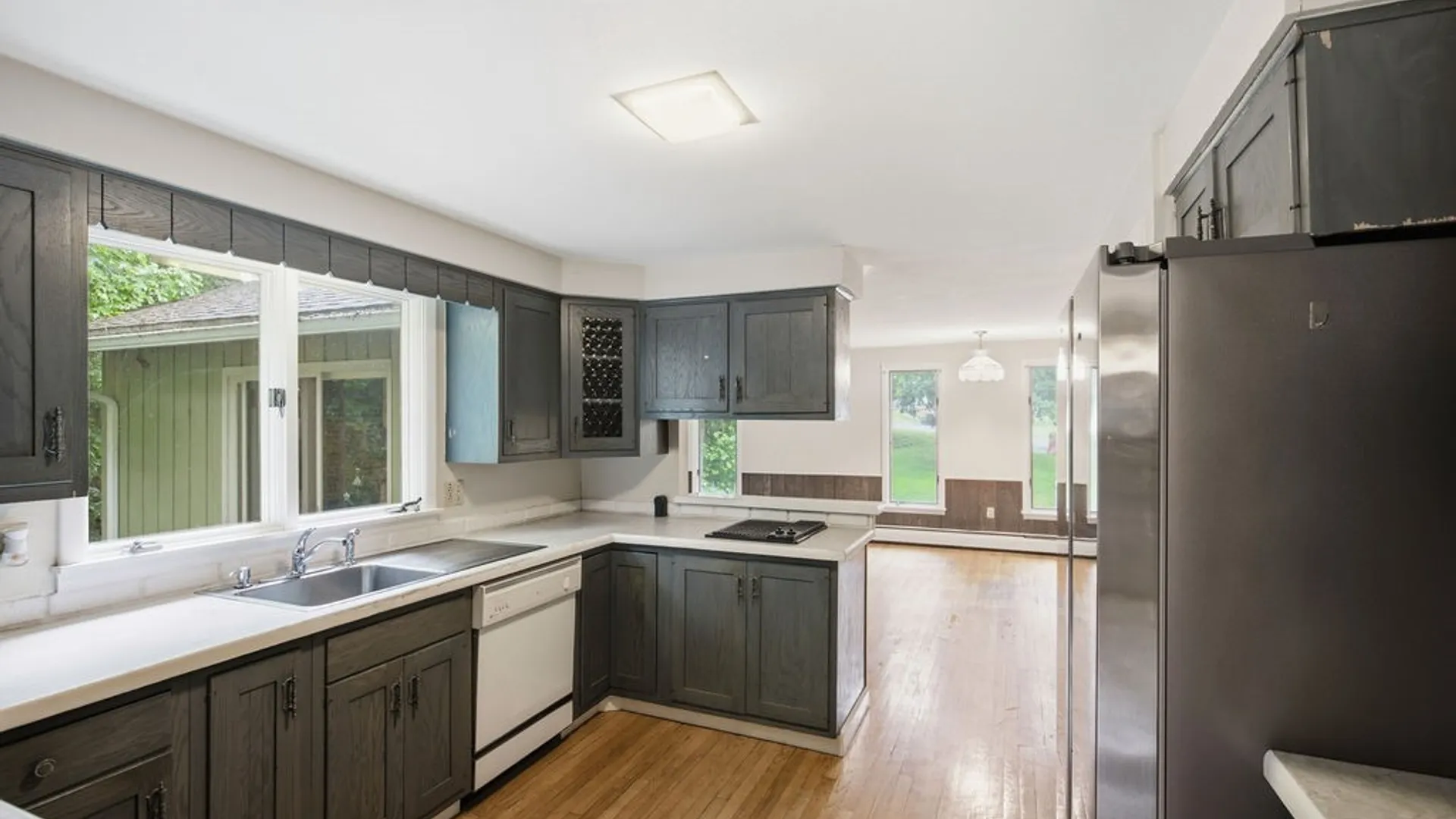 Property at 13 Green Fir Circle, Camillus, NY 13219 8