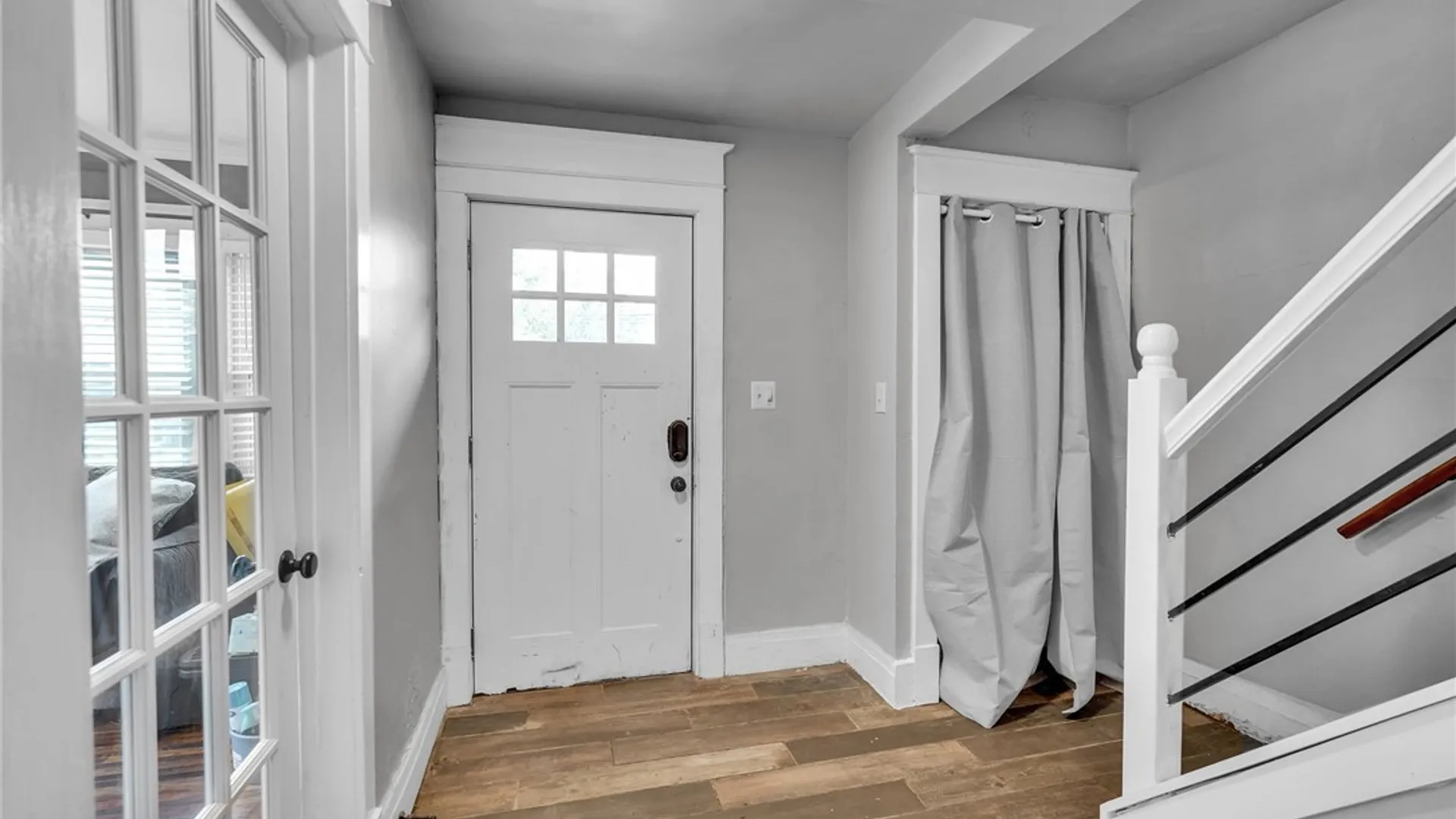 Property at 239 Roesch Avenue, Buffalo, NY 14207 2