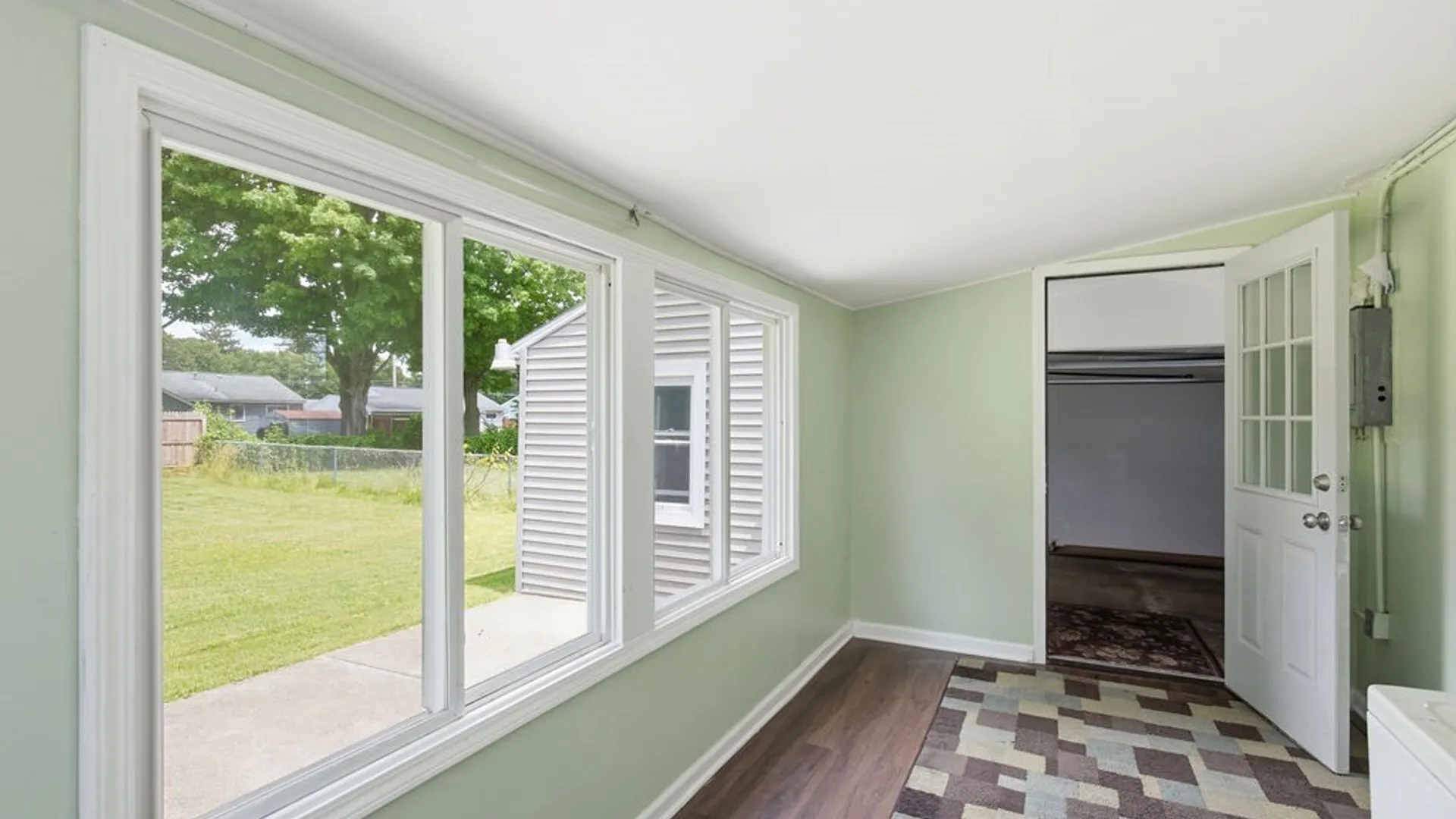 Property at 113 Kearney Avenue, Salina, NY 13088 16