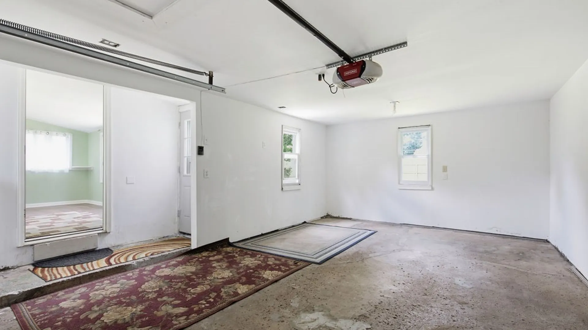 Property at 113 Kearney Avenue, Salina, NY 13088 17