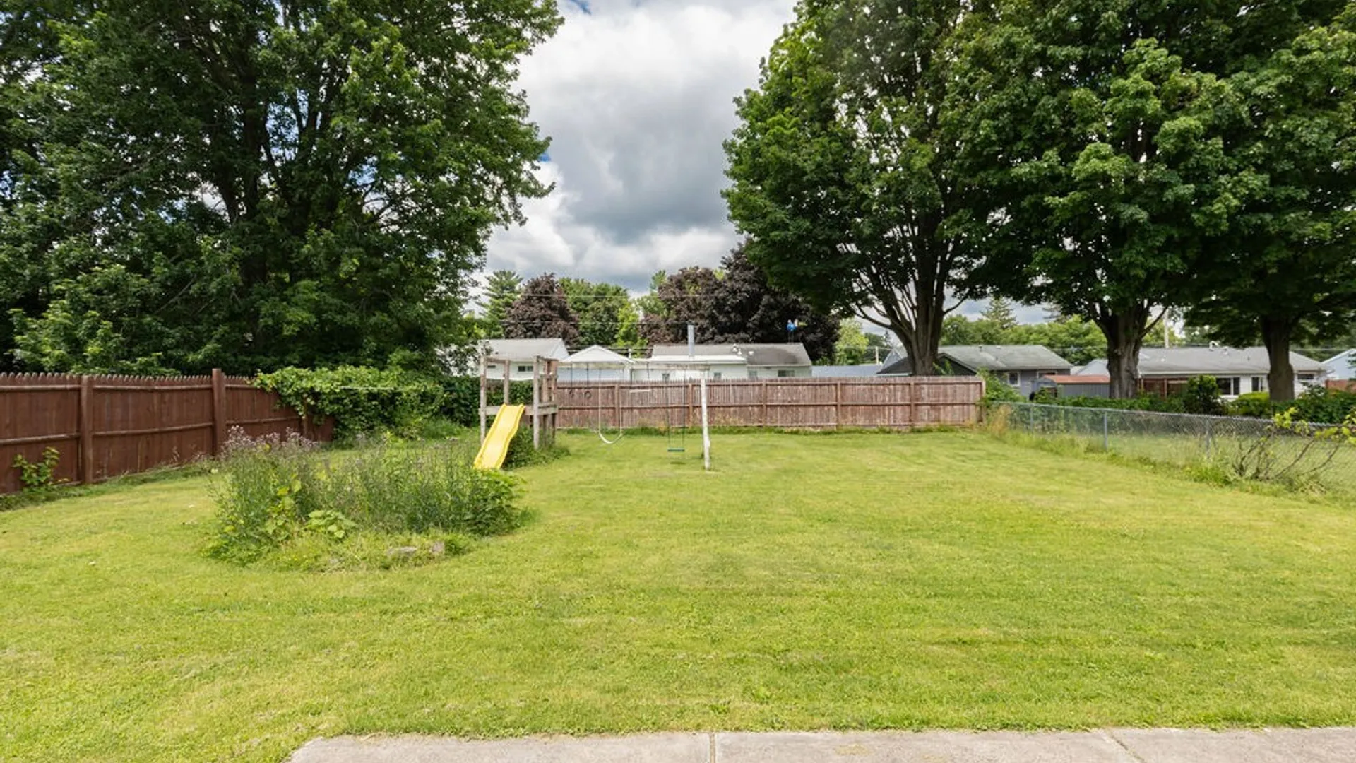 Property at 113 Kearney Avenue, Salina, NY 13088 19