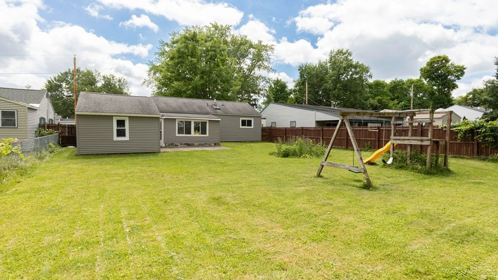 Property at 113 Kearney Avenue, Salina, NY 13088 22
