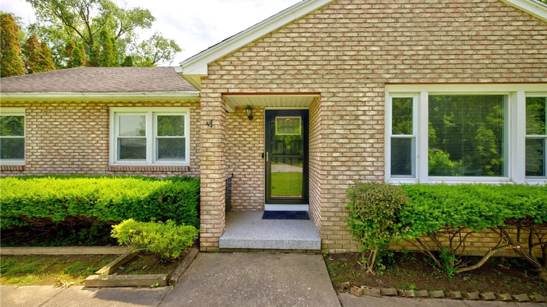 Property at 10 Mascot Drive, Greece, NY 14626 3