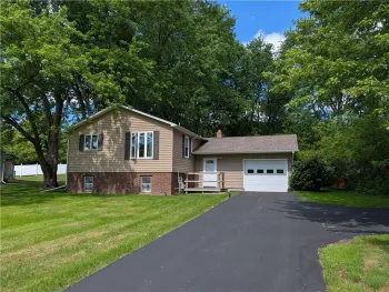 Property at 6 Neil Drive, Bradford Town, PA 16701