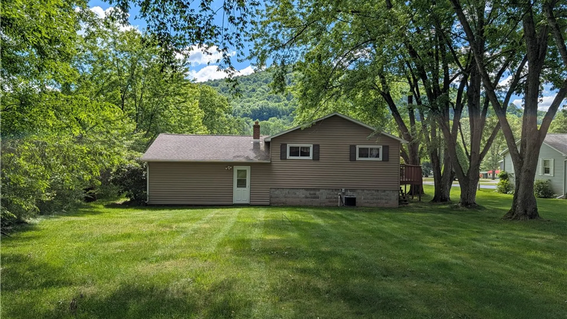 Property at 6 Neil Drive, Bradford Town, PA 16701 34