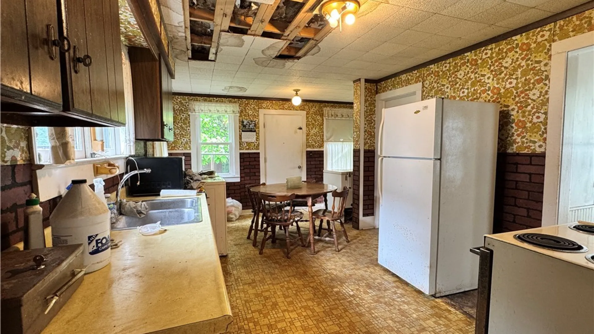 Property at 370 Broadwell Avenue, Fulton, NY 13069 14