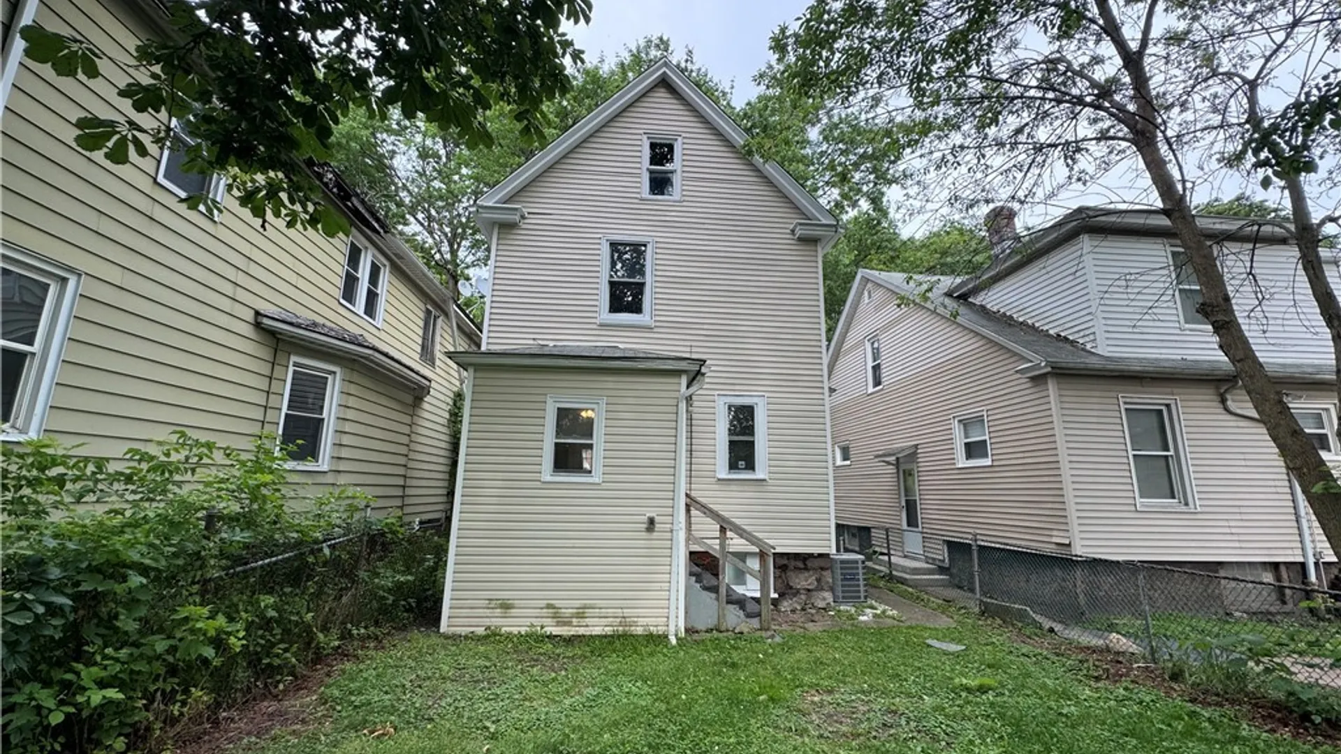 Property at 444 26th Street, Niagara Falls, NY 14303 2