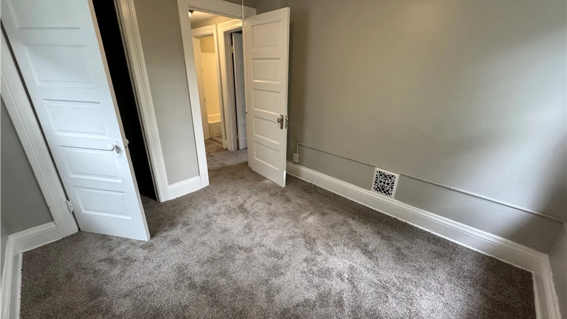 Property at 444 26th Street, Niagara Falls, NY 14303 22