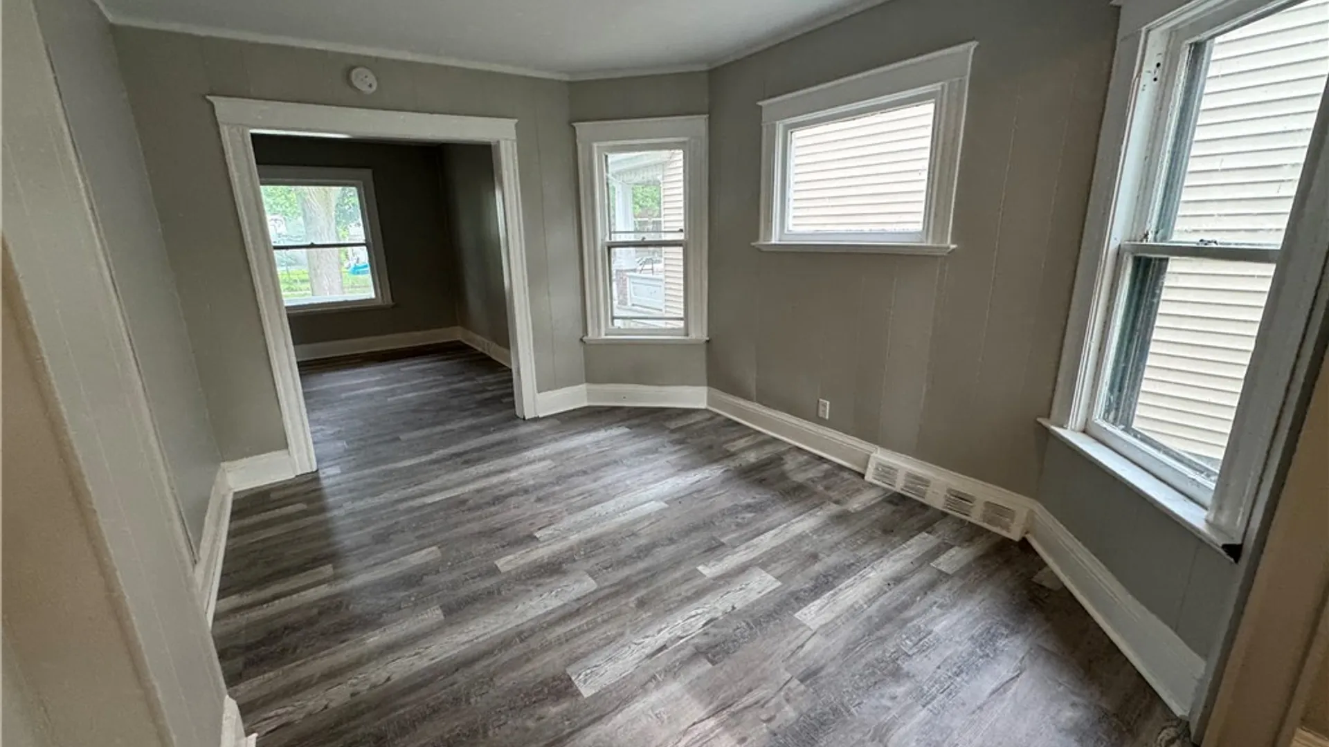 Property at 444 26th Street, Niagara Falls, NY 14303 7