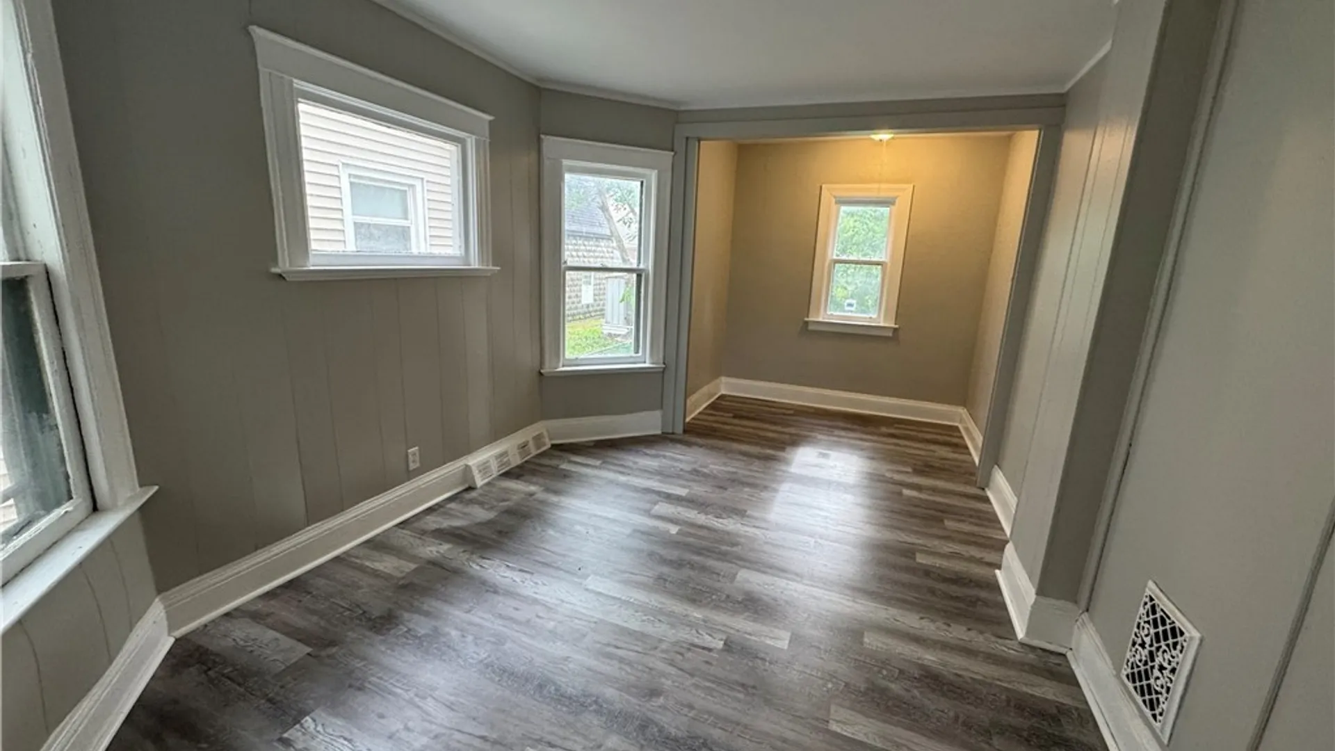 Property at 444 26th Street, Niagara Falls, NY 14303 8