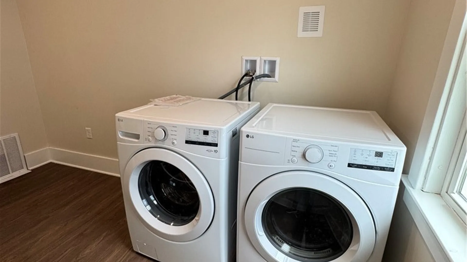 Property at 95 W Humboldt Parkway, Buffalo, NY 14214 21