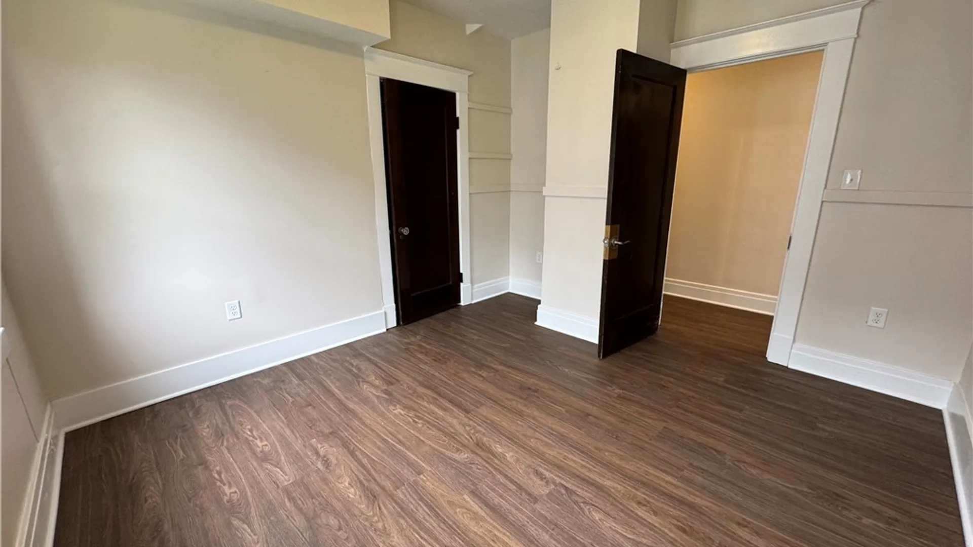 Property at 95 W Humboldt Parkway, Buffalo, NY 14214 15