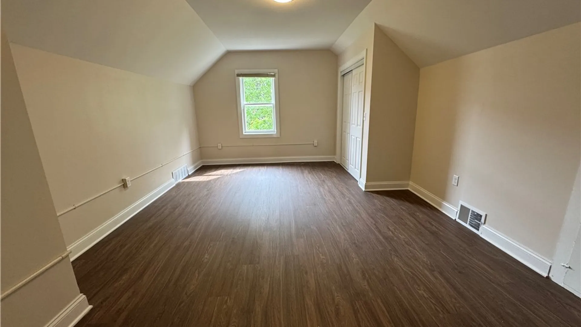Property at 95 W Humboldt Parkway, Buffalo, NY 14214 5