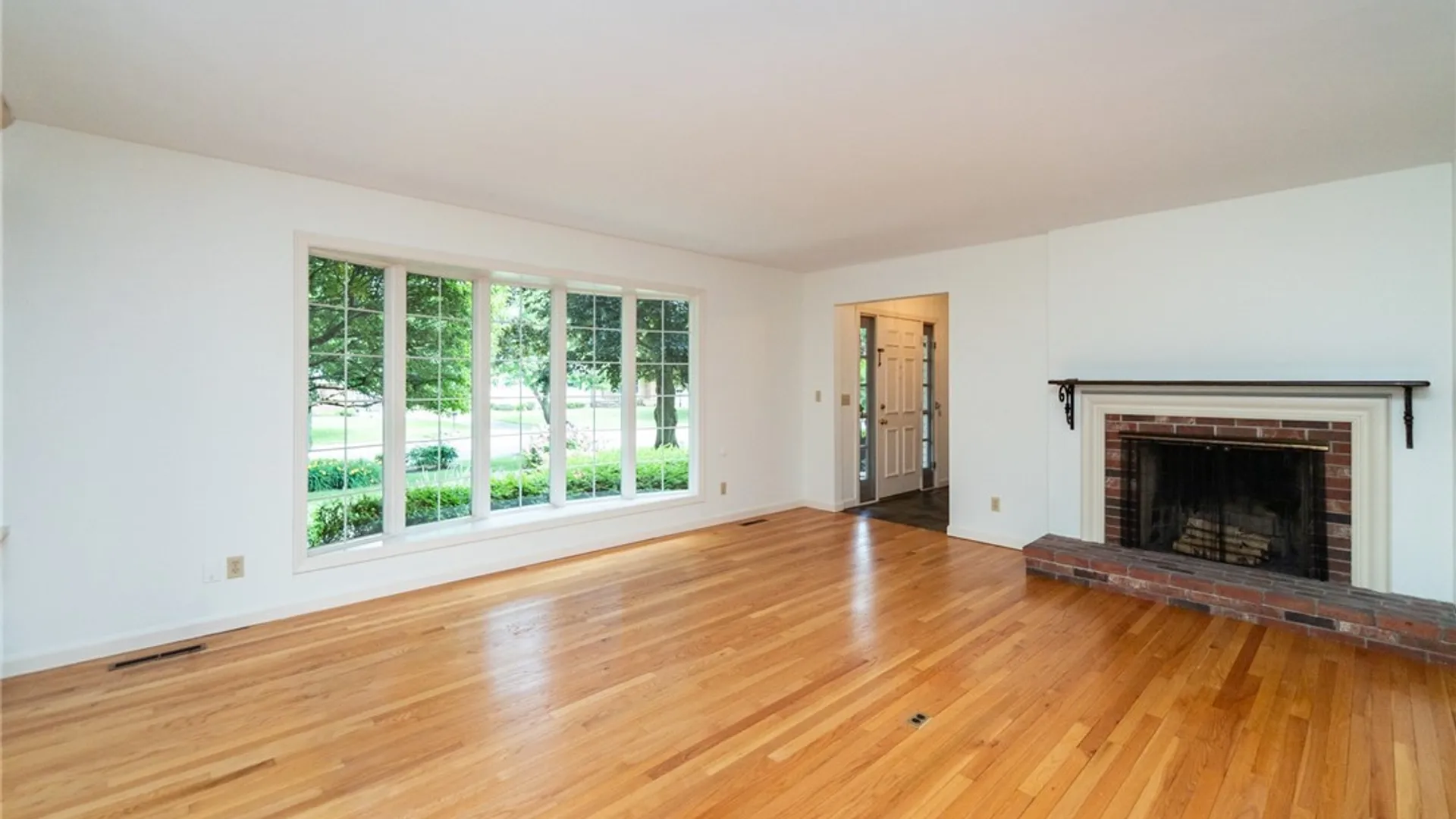 Property at 702 North Street, Batavia City, NY 14020 12