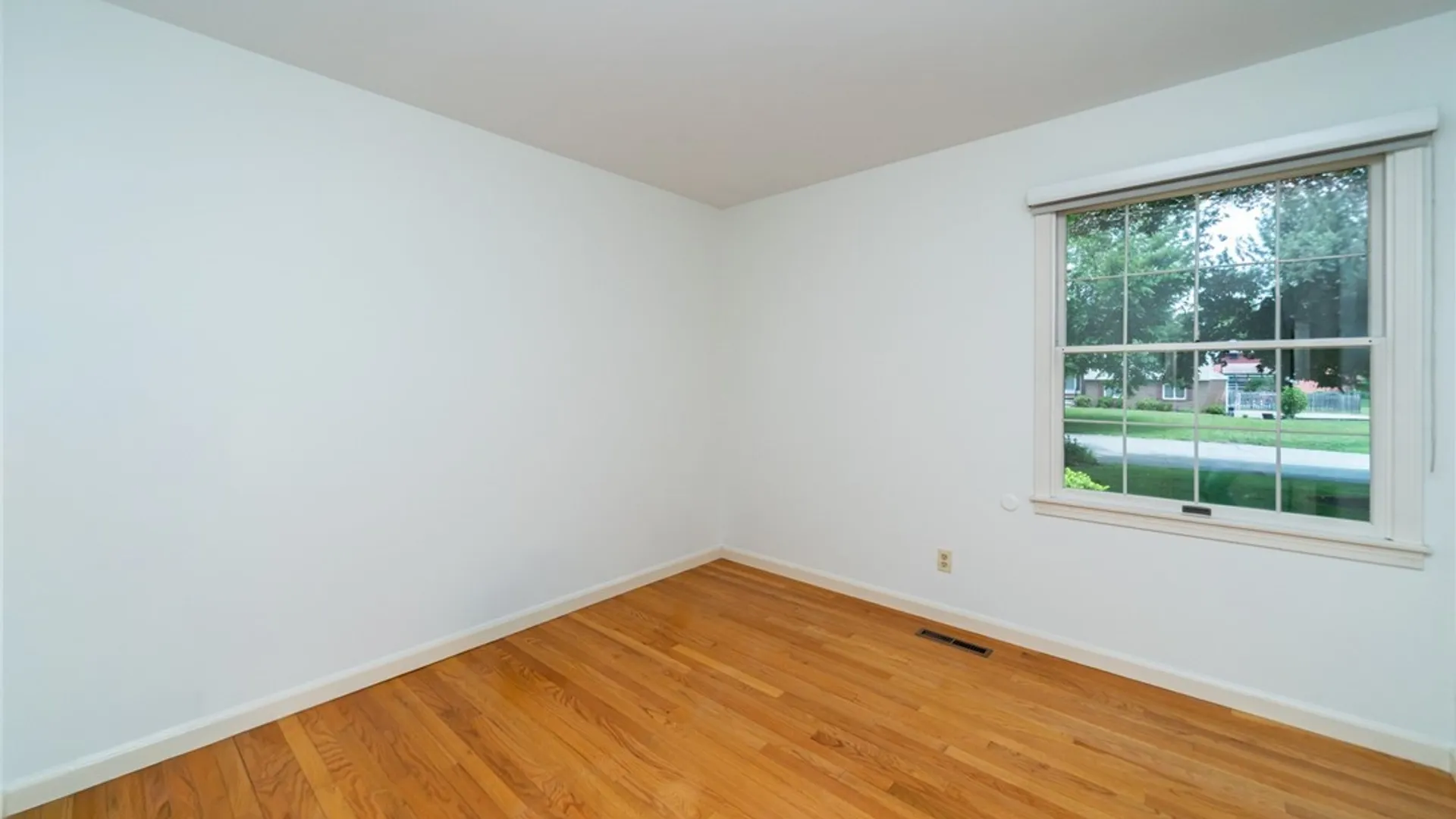 Property at 702 North Street, Batavia City, NY 14020 30
